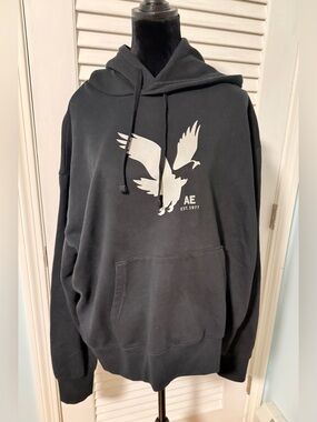 American Eagle Men’s Black Hoodie with White Label and Logo! Size L NWOT!